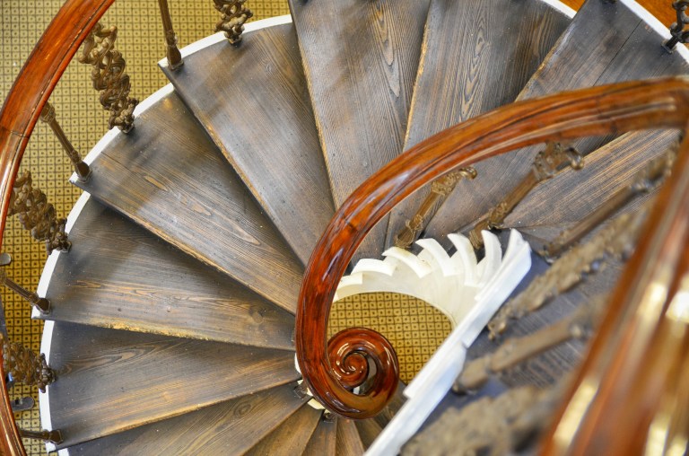 Bromley House Library